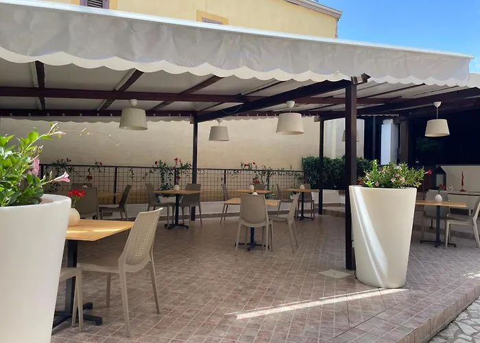 Hotel apartamentowy Da Carmelo Palinuro